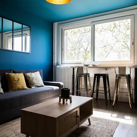 Apartment Beau T2 Avec Vue En Centre Campans *